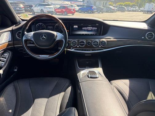 Black 2017 Mercedes-Benz S-Class S 550