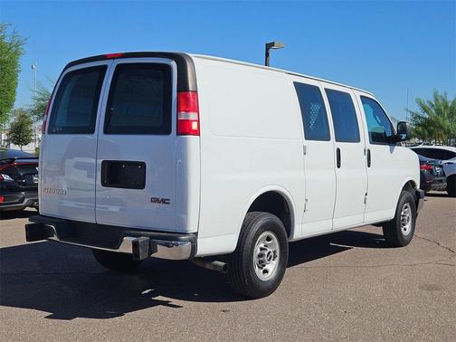 2023 GMC Savana 2500 Work Van
