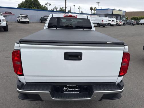 Summit White 2019 Chevrolet Colorado WT