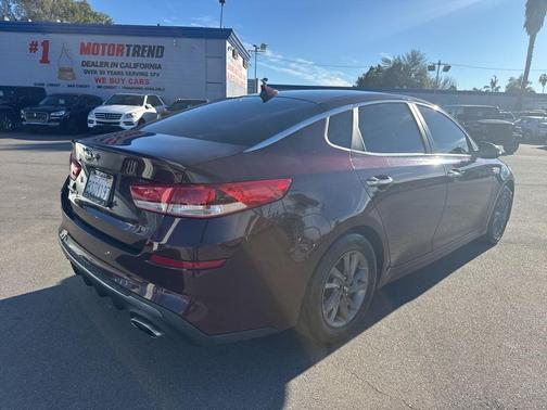 2019 Kia Optima LX