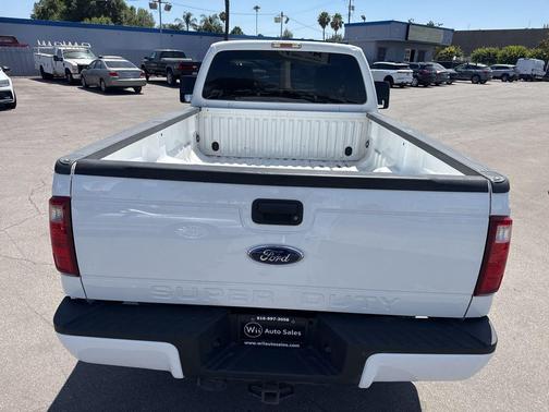 Oxford White 2013 Ford F-250 XL
