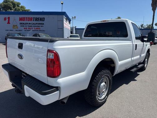 Oxford White 2013 Ford F-250 XL