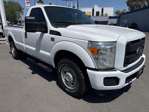 Oxford White 2013 Ford F-250 XL