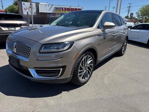 2019 Lincoln Nautilus Reserve
