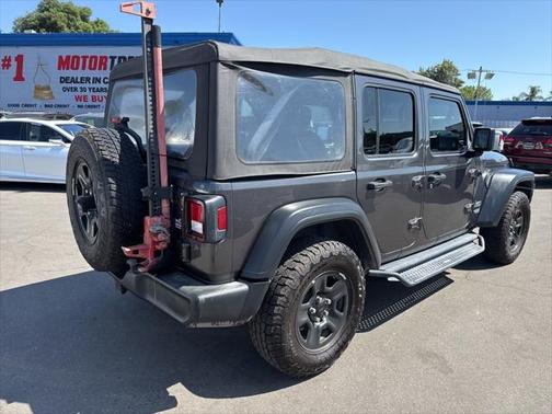 2018 Jeep Wrangler Unlimited Sport