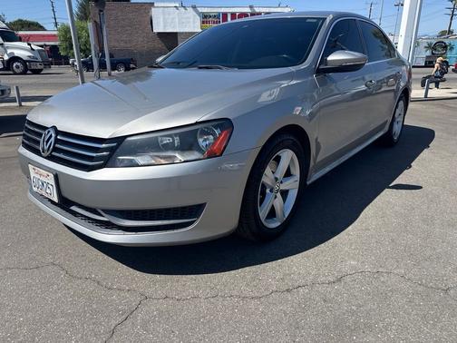 Silver 2012 Volkswagen Passat 2.5 SE
