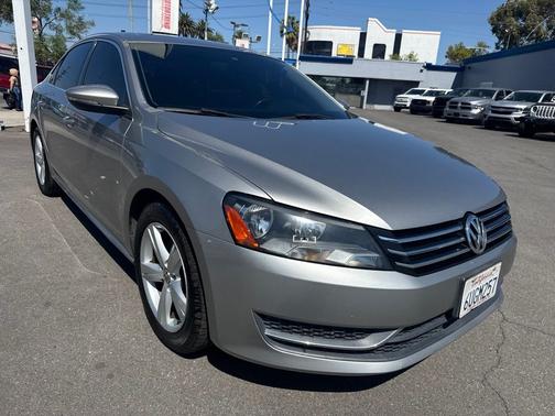 Silver 2012 Volkswagen Passat 2.5 SE