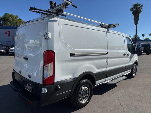 2018 Ford Transit-250 Base