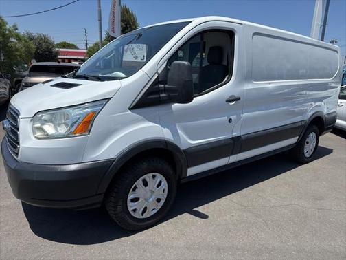 2015 Ford Transit-250 Base