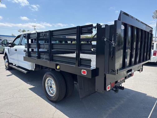 Oxford White 2017 Ford F-350 XL