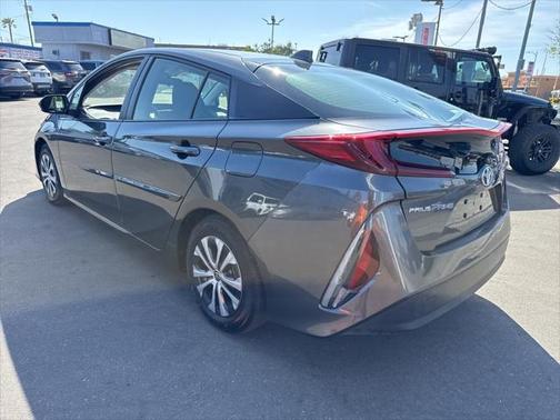 2021 Toyota Prius Prime LE