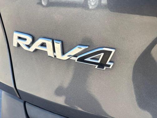 Magnetic Gray Metallic 2024 Toyota RAV4 XLE Premium