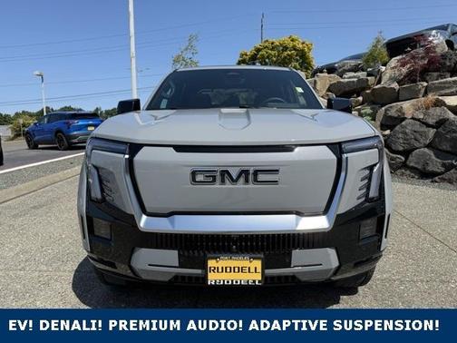 2025 GMC Sierra EV Denali