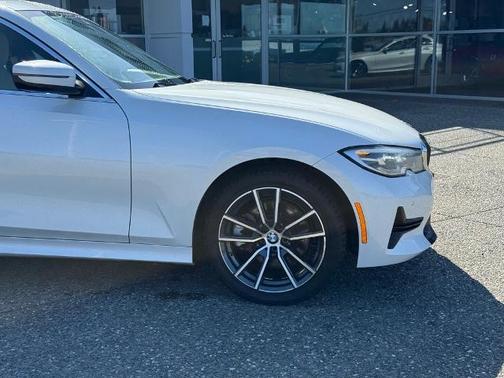 2021 BMW 330 i xDrive
