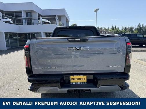 2025 GMC Sierra EV Denali