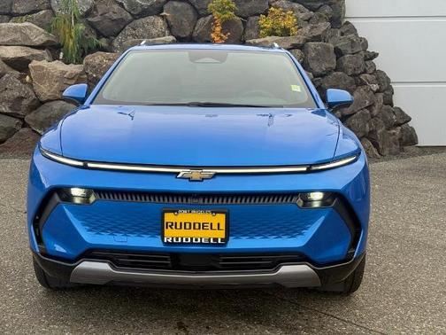 2026 Chevrolet Equinox EV LT 2