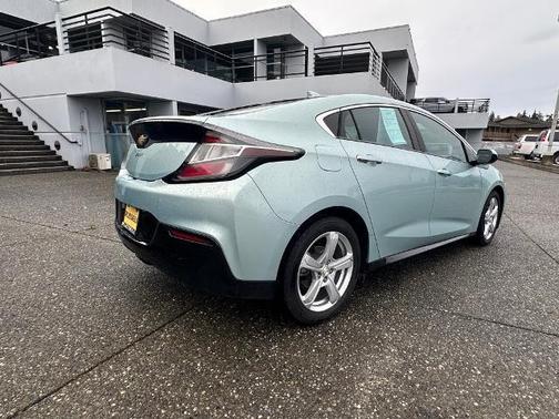 2018 Chevrolet Volt LT