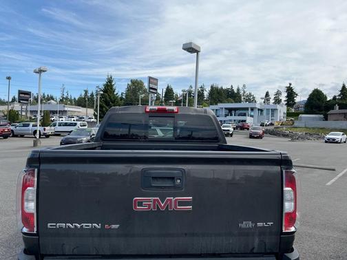 2020 GMC Canyon SLT