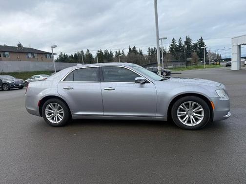 2016 Chrysler 300C Base