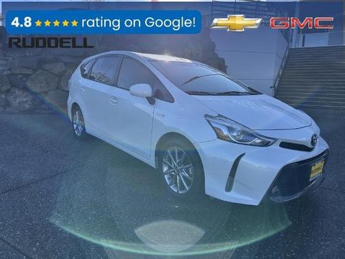 2017 Toyota Prius v Three