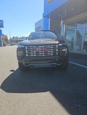 2023 GMC Canyon Denali