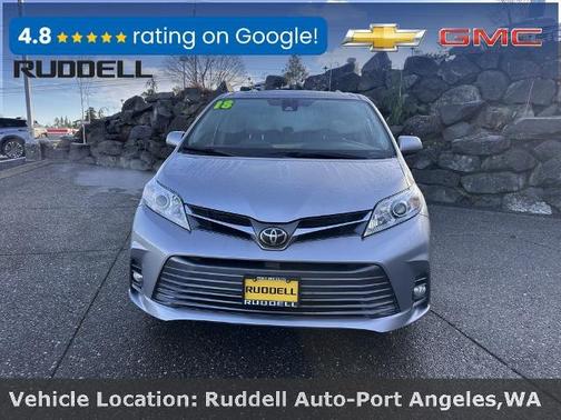 2018 Toyota Sienna XLE