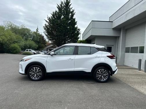 2021 Nissan Kicks SV