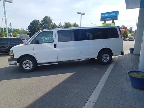 2016 Chevrolet Express 3500 LT