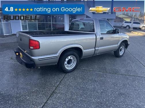 2003 Chevrolet S-10 BASE