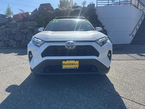 2022 Toyota RAV4 Hybrid XLE Premium