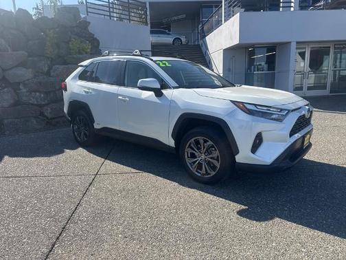 2022 Toyota RAV4 Hybrid XLE Premium