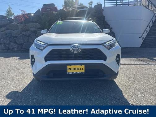 2022 Toyota RAV4 Hybrid XLE Premium