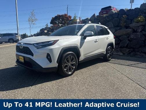 2022 Toyota RAV4 Hybrid XLE Premium