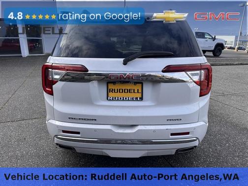 2023 GMC Acadia Denali