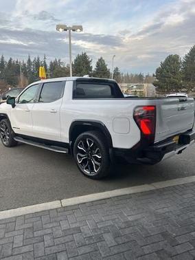 2025 GMC Sierra EV Denali