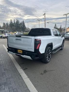 2025 GMC Sierra EV Denali