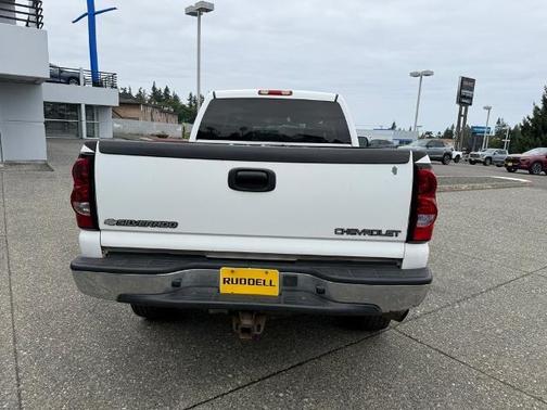 2004 Chevrolet Silverado 2500 LT H/D Crew Cab