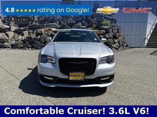 2022 Chrysler 300 S