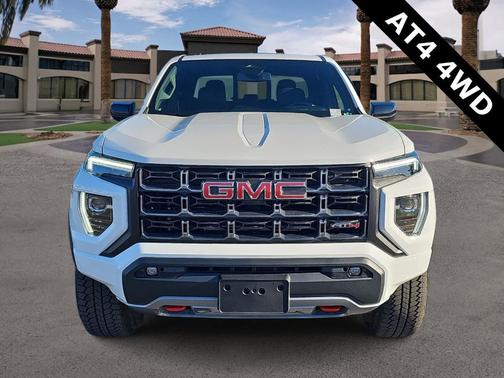 2025 GMC Canyon AT4
