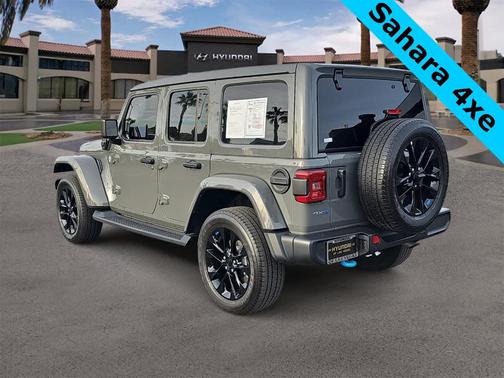 2022 Jeep Wrangler Unlimited 4xe Sahara