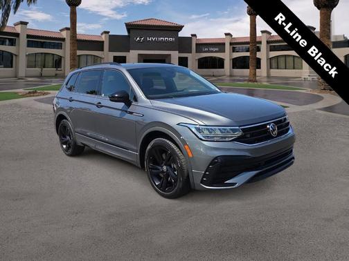 Platinum Gray Metallic 2023 Volkswagen Tiguan 2.0T SE R-Line Black