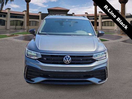 Platinum Gray Metallic 2023 Volkswagen Tiguan 2.0T SE R-Line Black