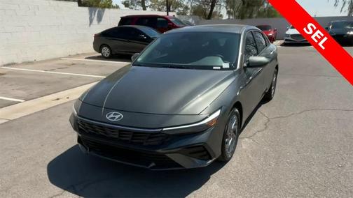 2024 Hyundai ELANTRA SEL