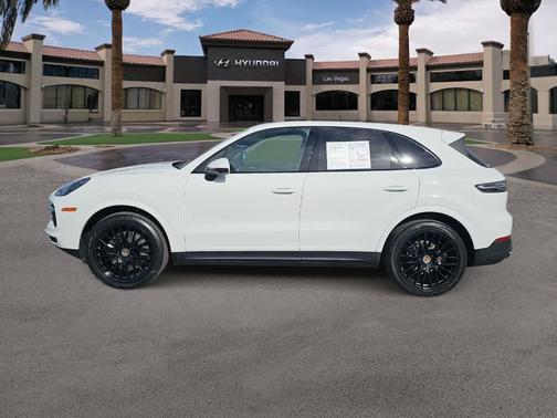 2023 Porsche Cayenne S Platinum Edition