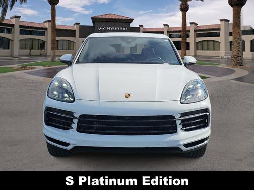 2023 Porsche Cayenne S Platinum Edition