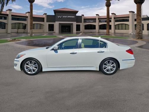 2013 Hyundai Genesis 3.8
