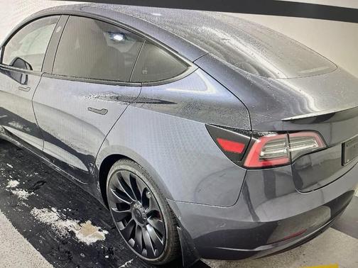 2022 Tesla Model 3 Performance