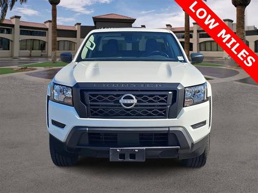 2023 Nissan Frontier S