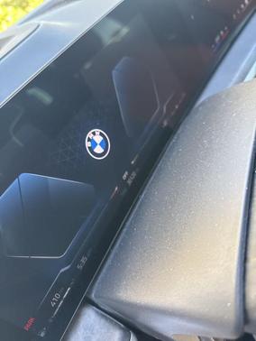 Manhattan Green Metallic 2025 BMW X5 xDrive40i