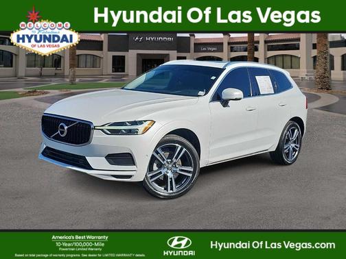 White 2018 Volvo XC60 T5 Momentum